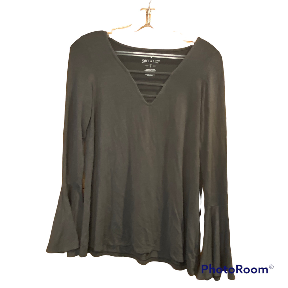 American Eagle Outfitters Size Small Soft & Sexy Gray Long Sleeved Shirt